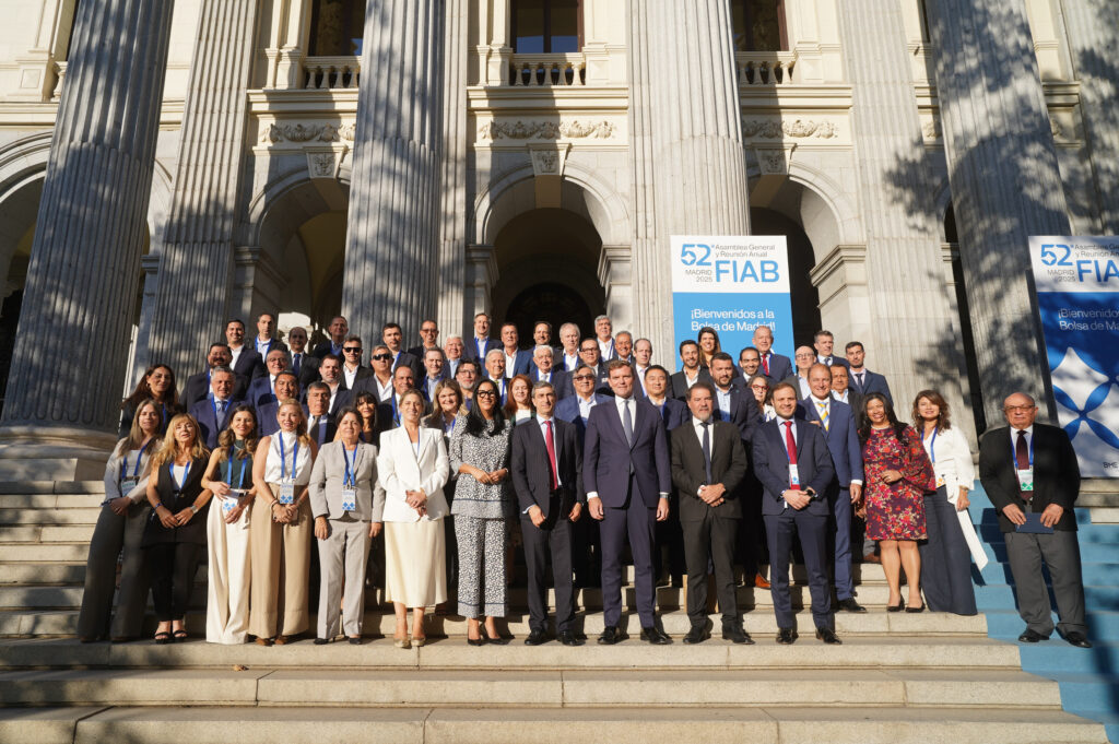 La FIAB renueva sus órganos directivos tras estrechar lazos en la cumbre de Bolsas iberoamericanas celebrada en Madrid