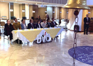 Más de 380 estudiantes de Quito vivieron la experiencia de cotizar en Bolsa en la 19.ª edición de “La Compañía”